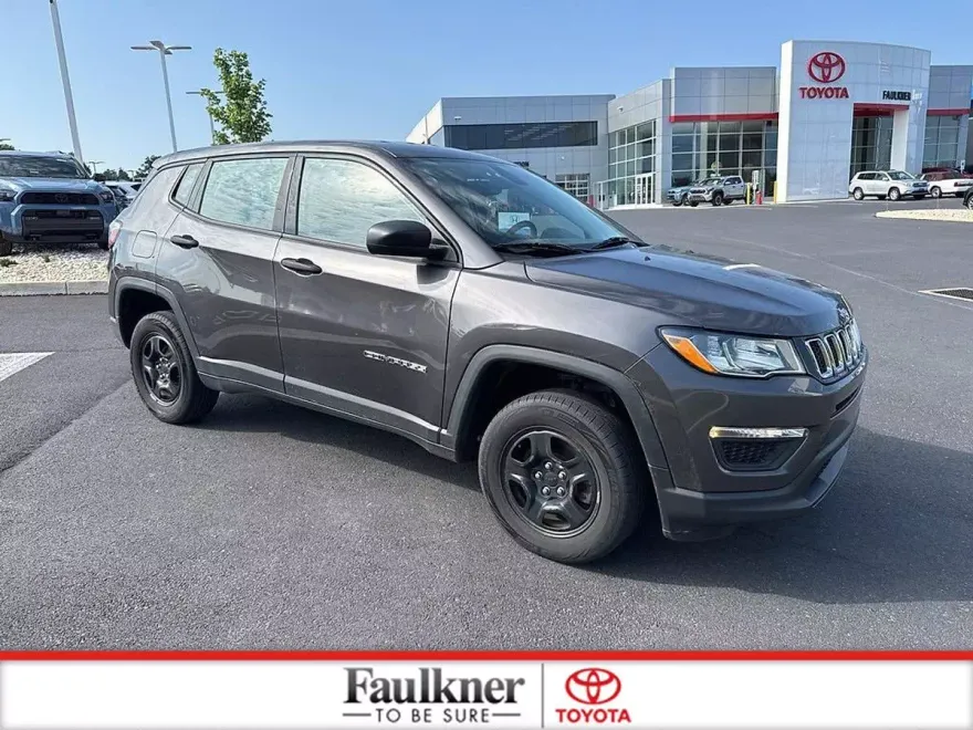 2021 Jeep Compass Sport photo 1