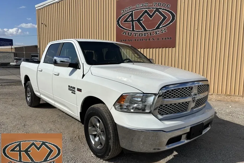 2019 Ram 1500 Classic SLT photo 1