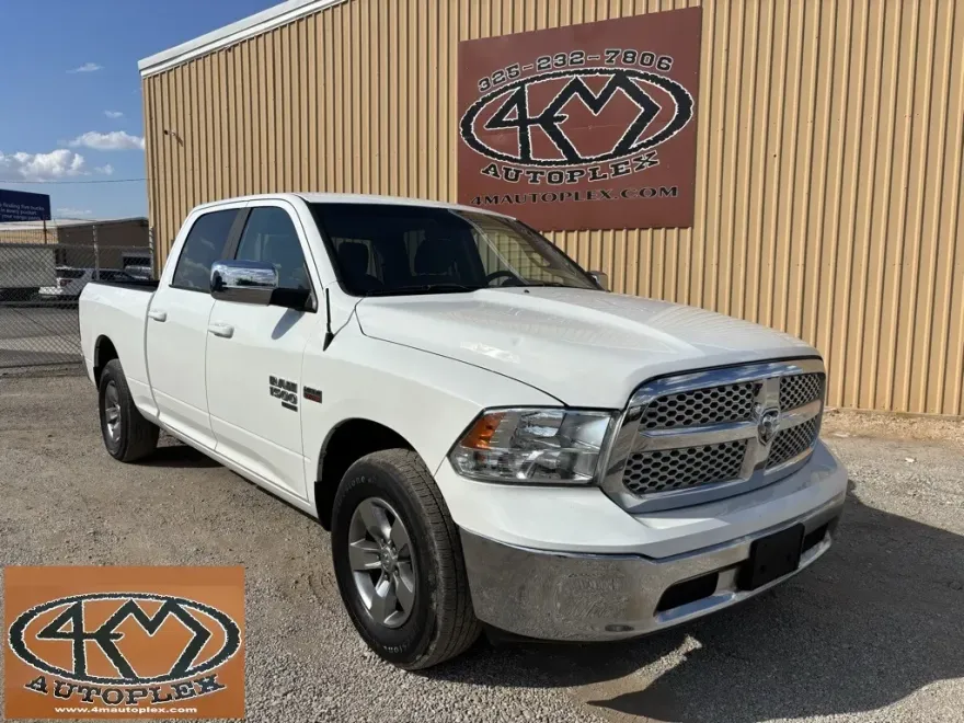 2019 Ram 1500 Classic SLT photo 1