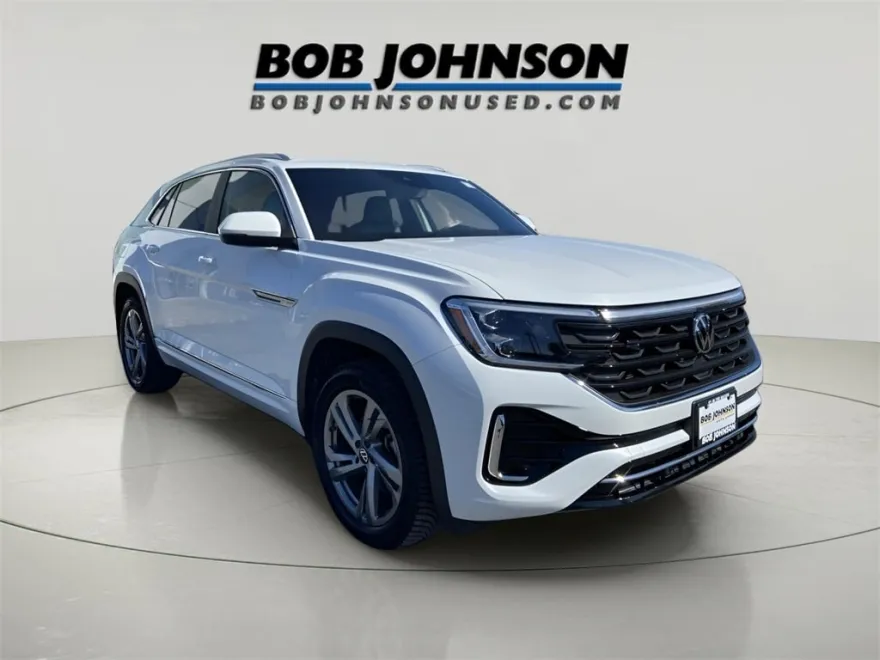 2024 Volkswagen Atlas Cross Sport SEL R-Line photo 1