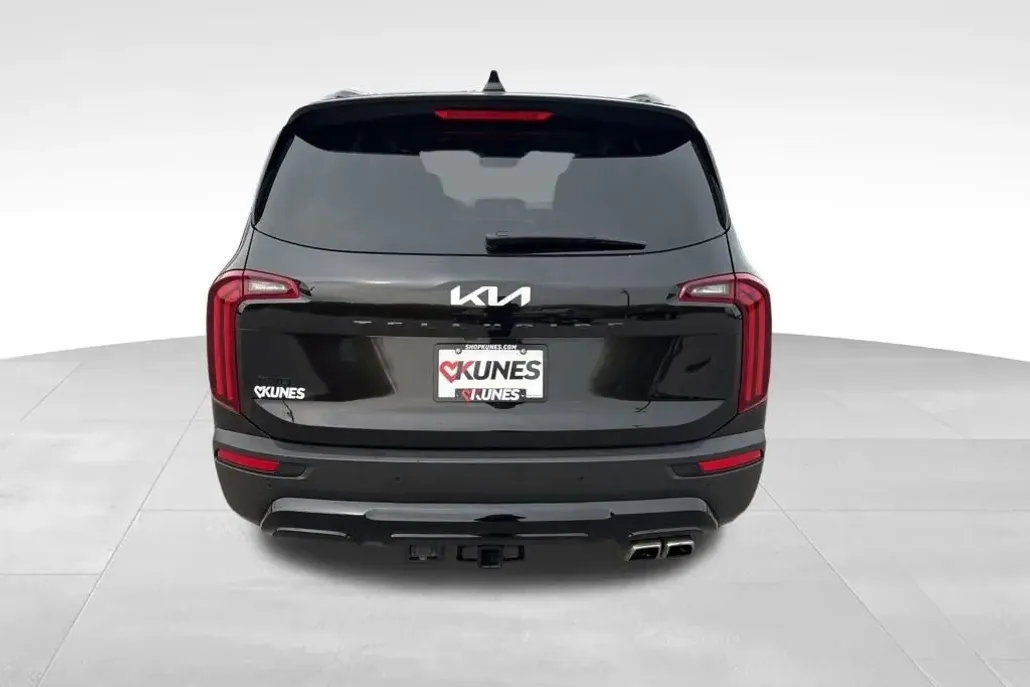 2022 Kia Telluride SX photo 1