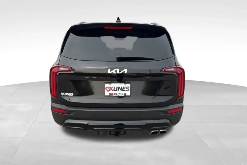 2022 Kia Telluride SX photo 1
