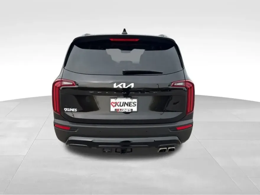 2022 Kia Telluride SX photo 1