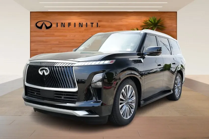 2025 Infiniti QX80 Luxe photo 1