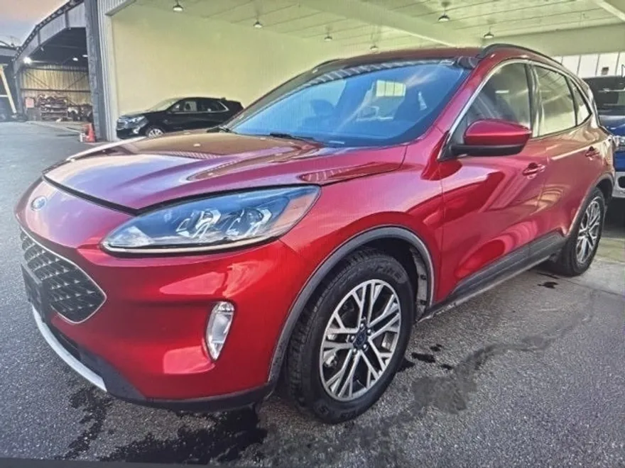 2020 Ford Escape SEL photo 1