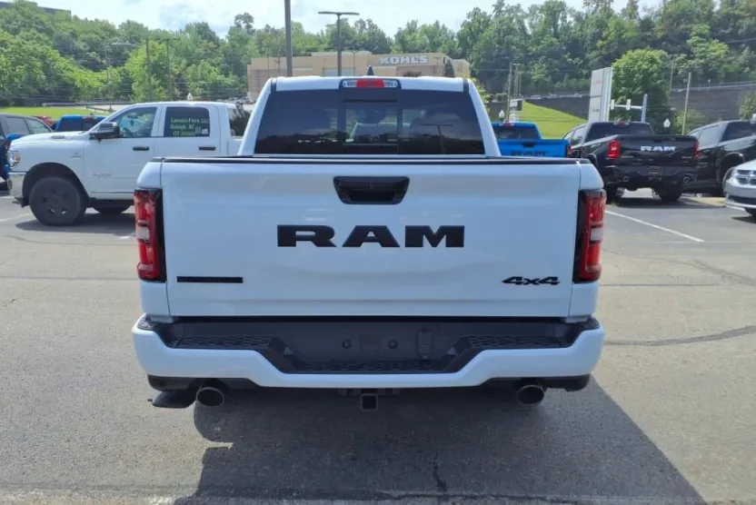 2026 Ram 1500 Big Horn photo 1