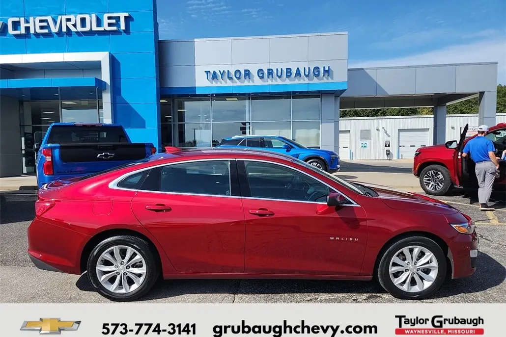 2025 Chevrolet Malibu 1LT photo 1