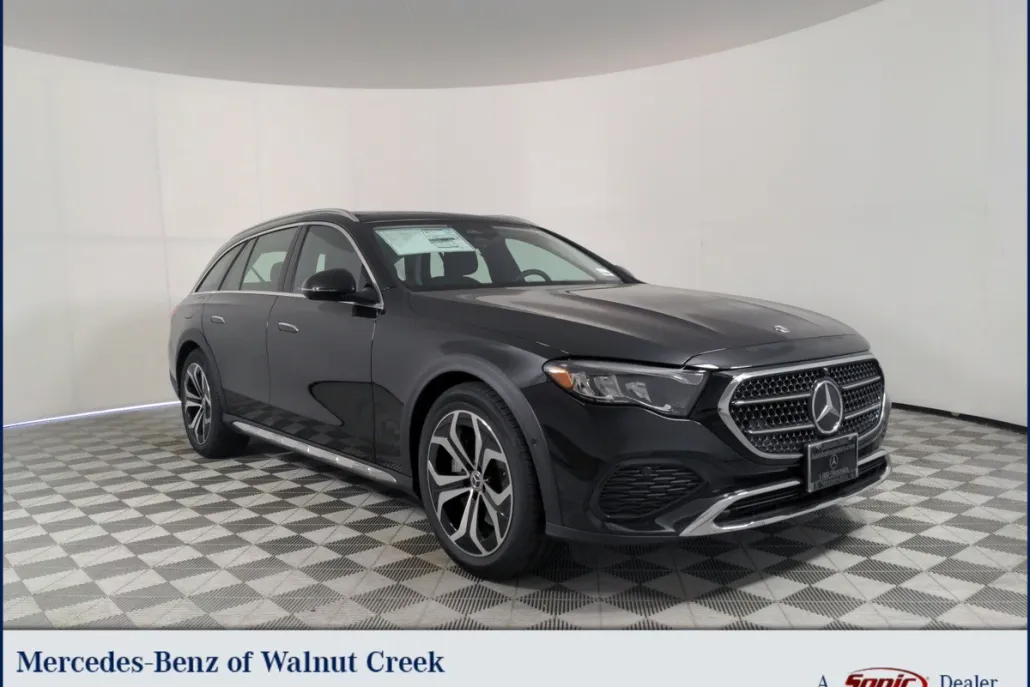 2025 Mercedes Benz E 450 4MATIC All-Terrain Wagon photo 1
