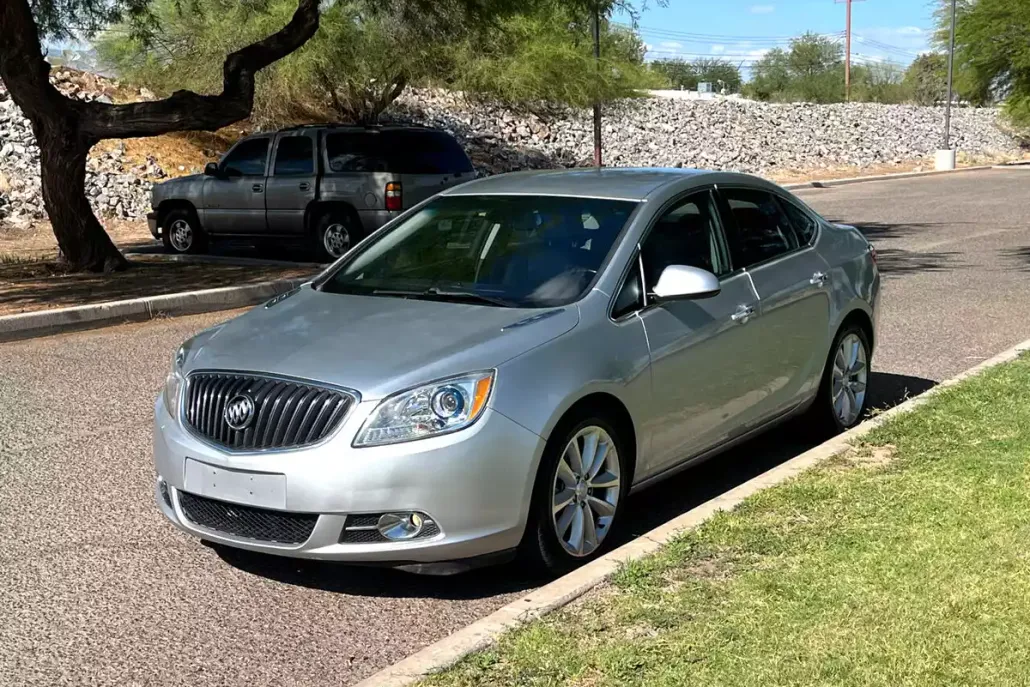 2013 Buick Verano Convenience photo 1