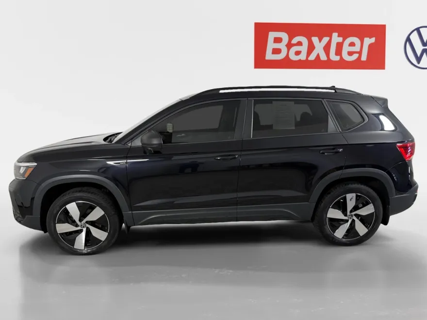 2023 Volkswagen Taos S photo 1
