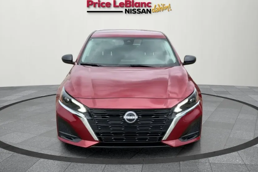 2025 Nissan Altima 2.5 SV photo 1