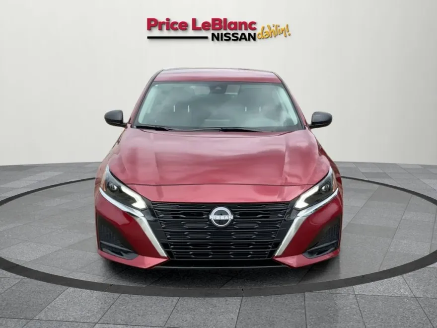 2025 Nissan Altima 2.5 SV photo 1