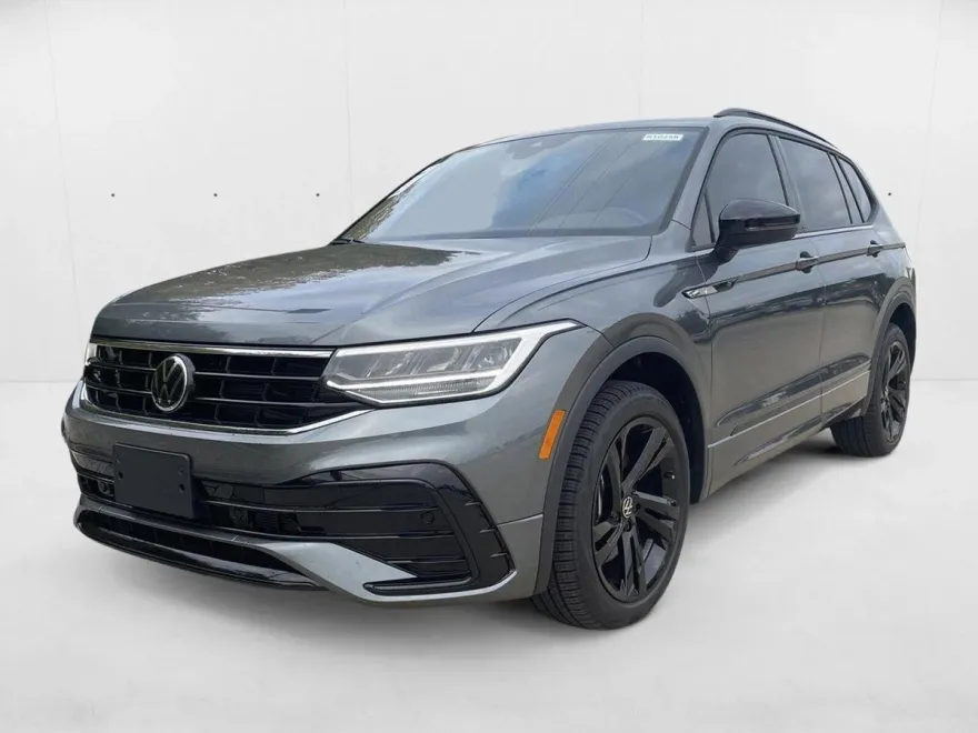 2024 Volkswagen Tiguan SE R-Line Black photo 1