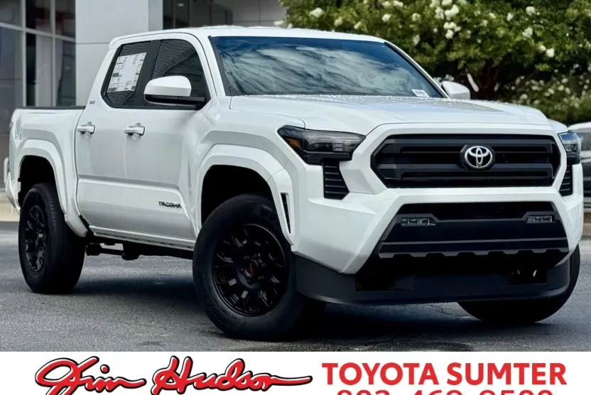 2025 Toyota Tacoma SR5 photo 1
