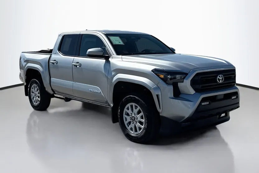 2025 Toyota Tacoma SR5 photo 1