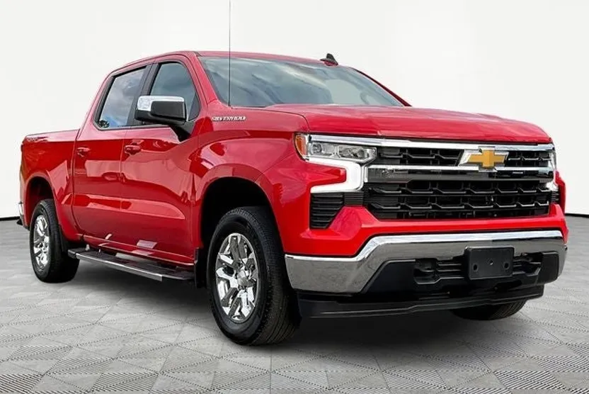 2022 Chevrolet Silverado 1500 LT photo 1