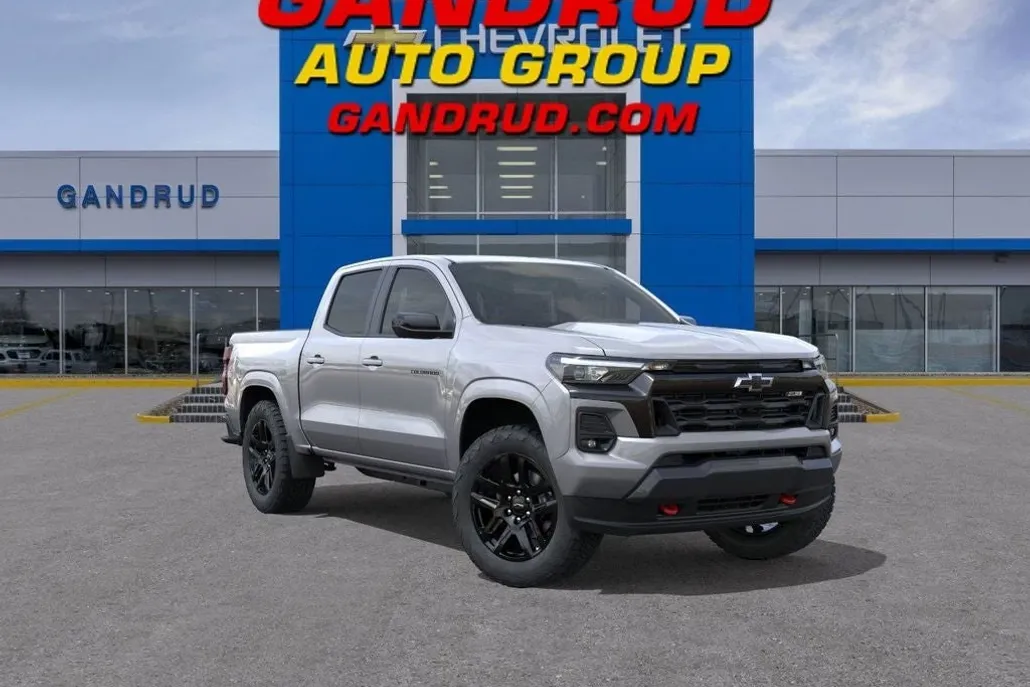 2025 Chevrolet Colorado Z71 photo 1