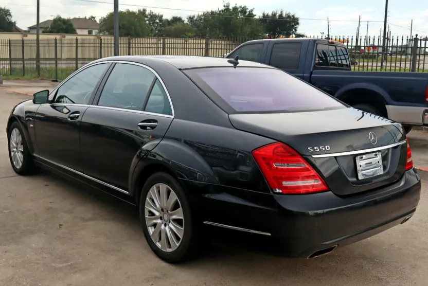 2012 Mercedes Benz S 550 photo 1