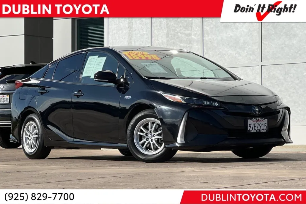 2020 Toyota Prius Prime XLE photo 1