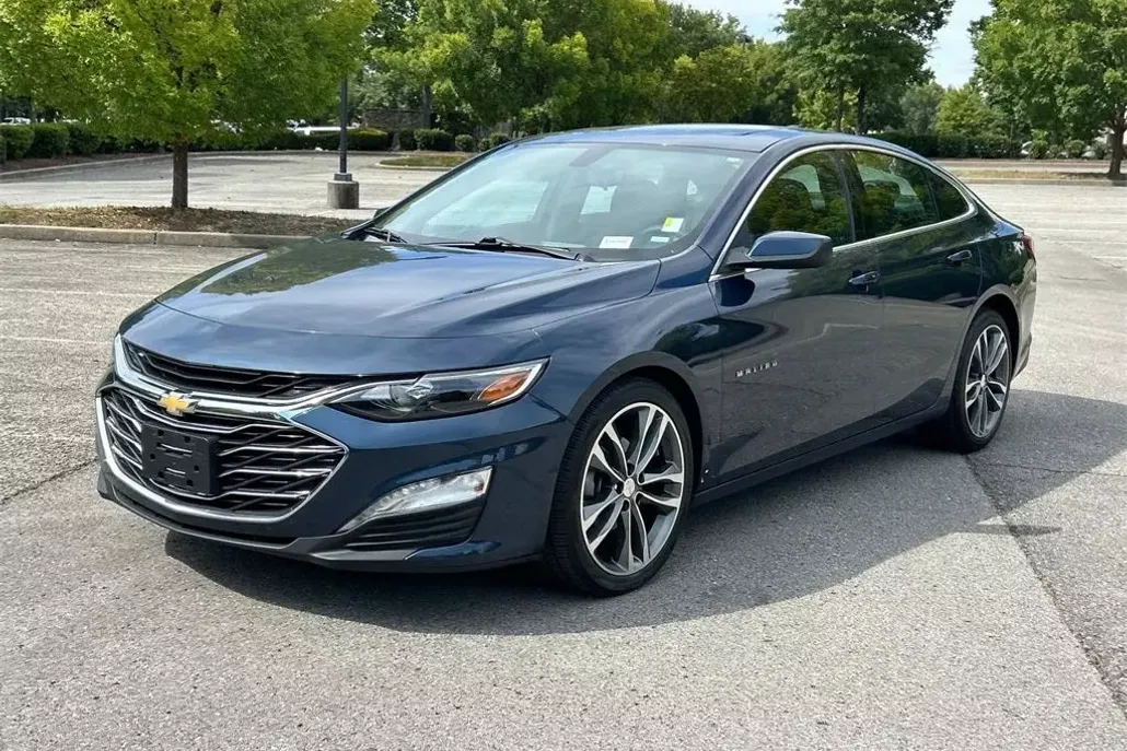 2022 Chevrolet Malibu 1LT photo 1