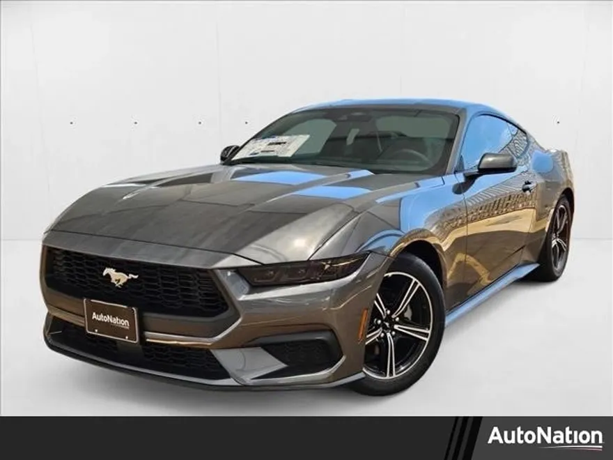 2025 Ford Mustang EcoBoost photo 1