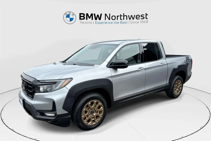 2021 Honda Ridgeline Sport photo 1