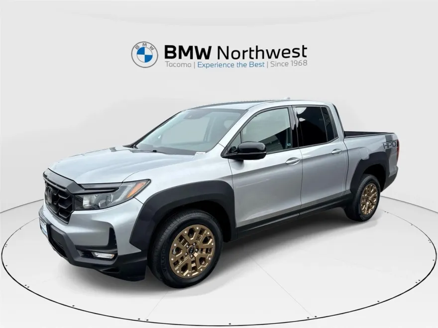 2021 Honda Ridgeline Sport photo 1
