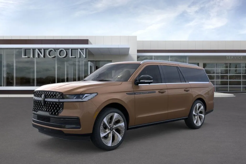 2025 Lincoln Navigator Black Label photo 1