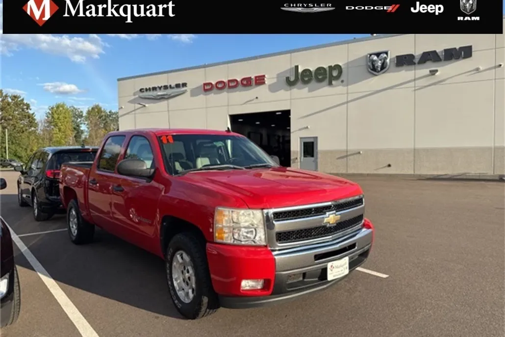 2011 Chevrolet Silverado 1500 LT photo 1