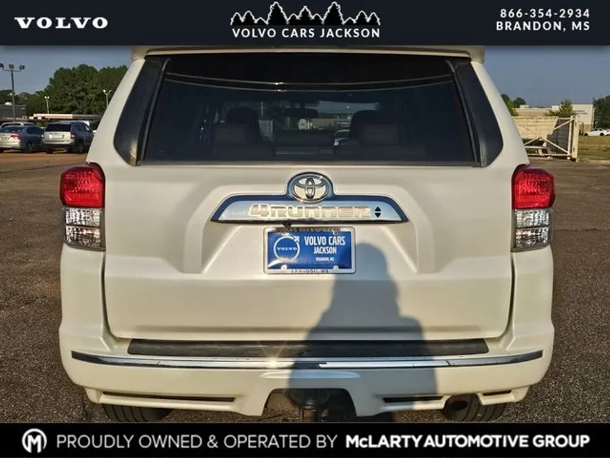 2010 Toyota 4Runner Limited V6 photo 1