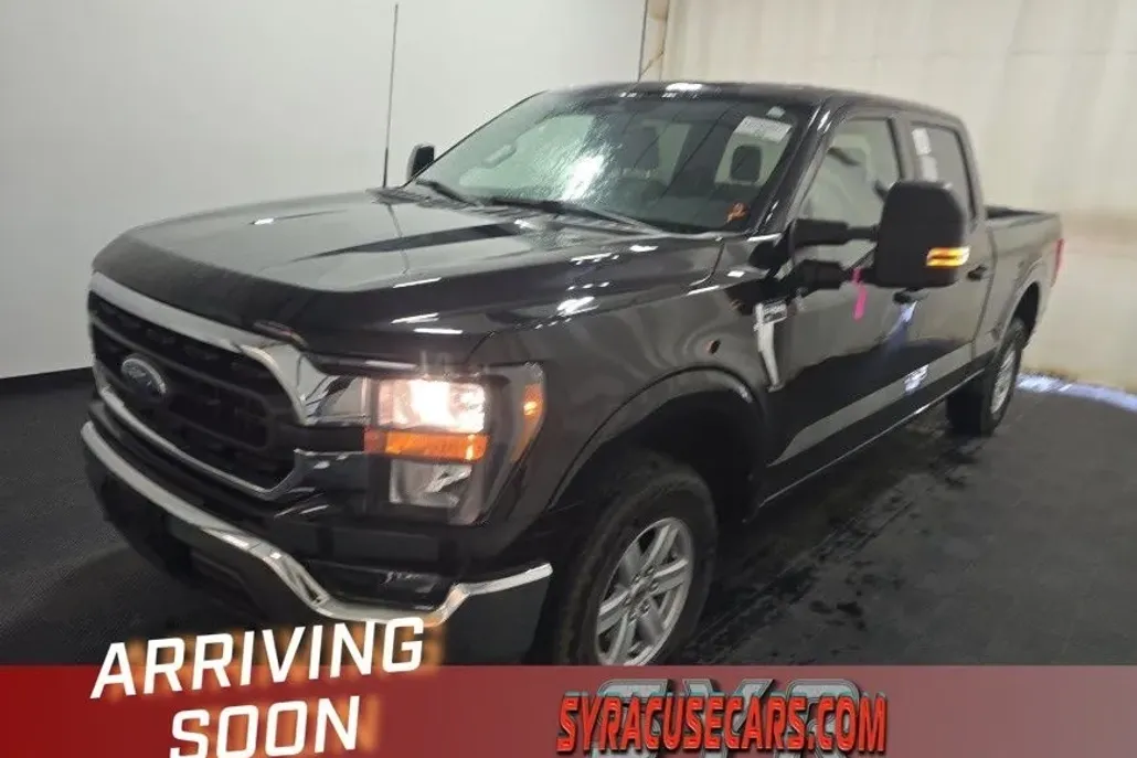 2023 Ford F-150 XLT photo 1