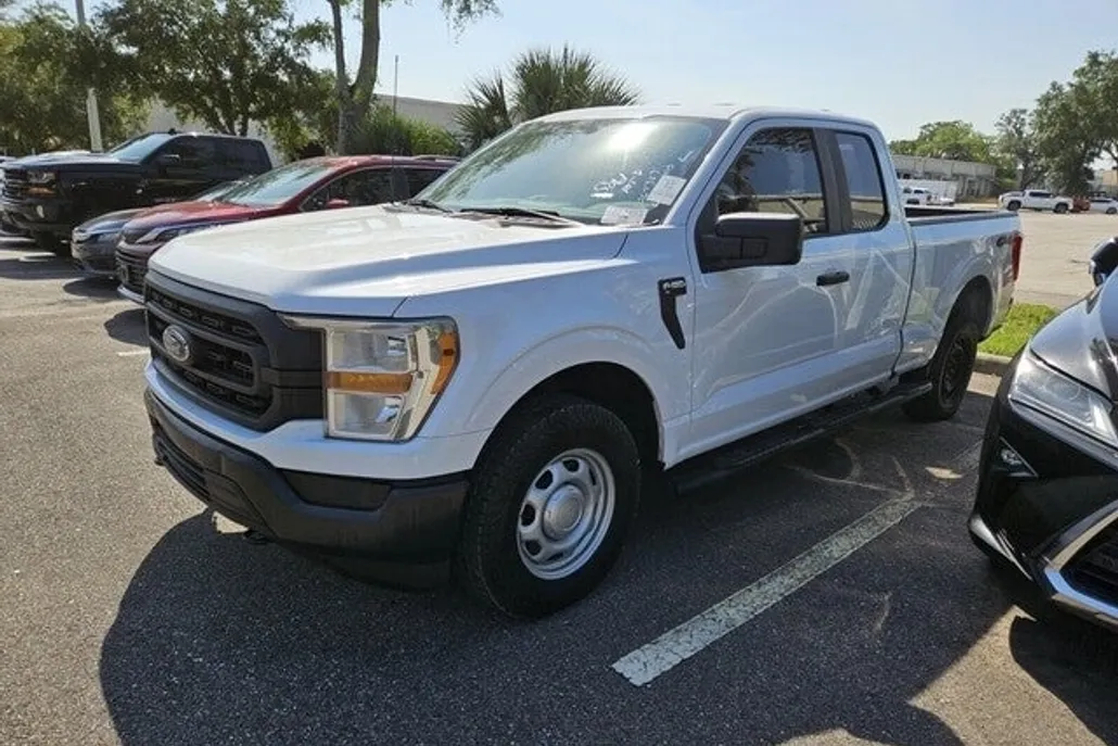 2022 Ford F-150 XL photo 1