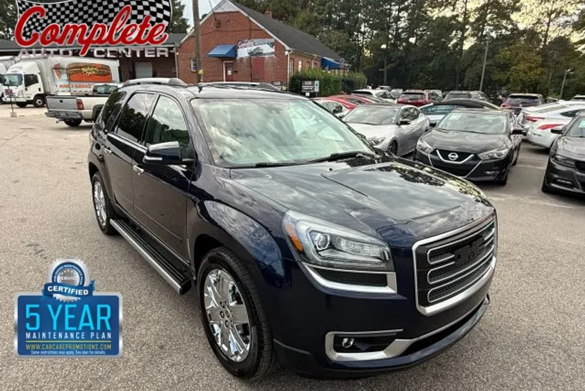 2017 Gmc Acadia SLT photo 1
