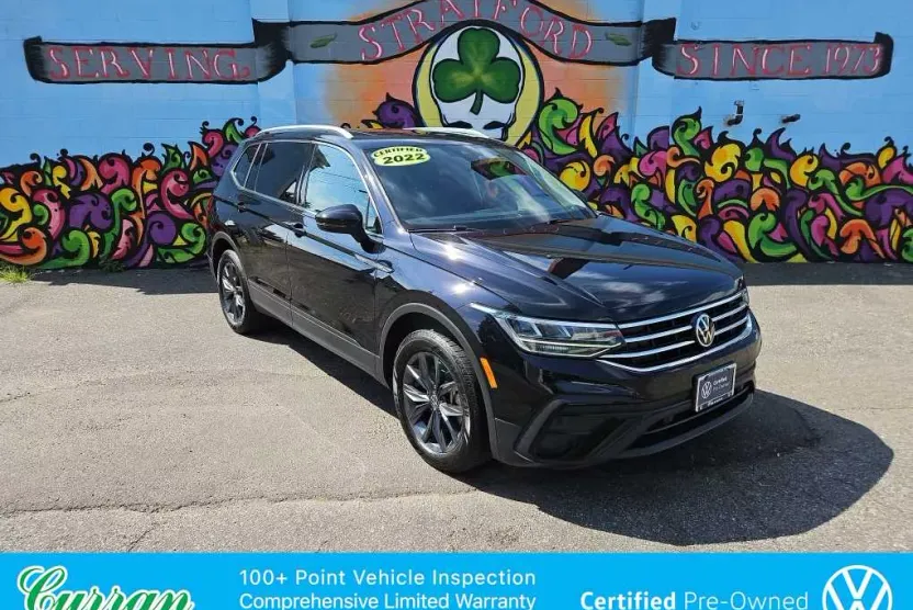 2022 Volkswagen Tiguan SE photo 1