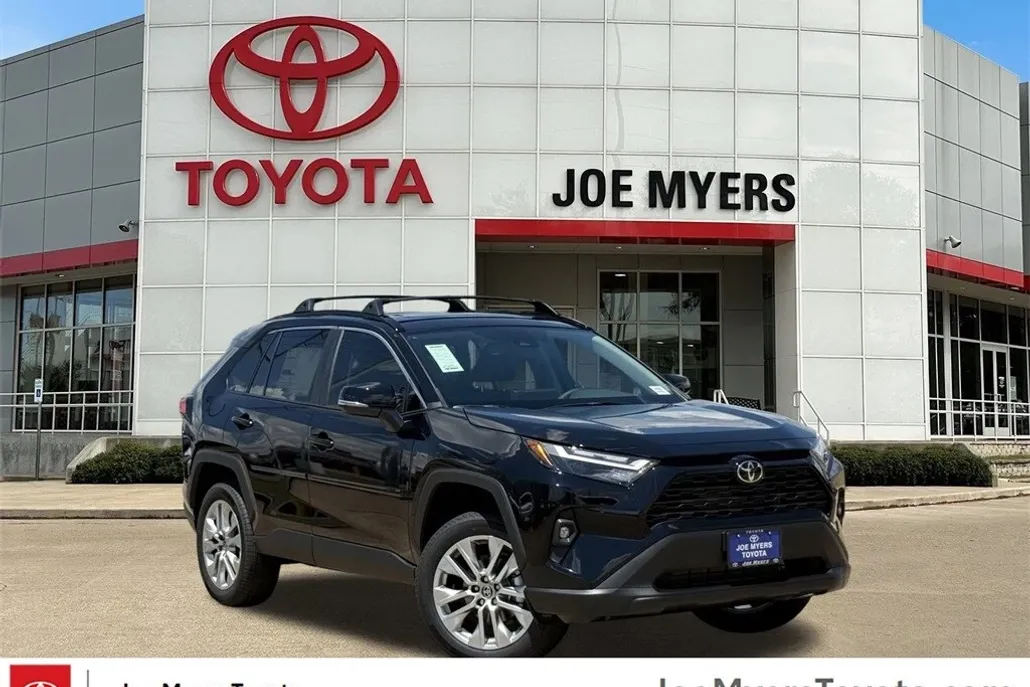 2025 Toyota RAV4 XLE Premium photo 1