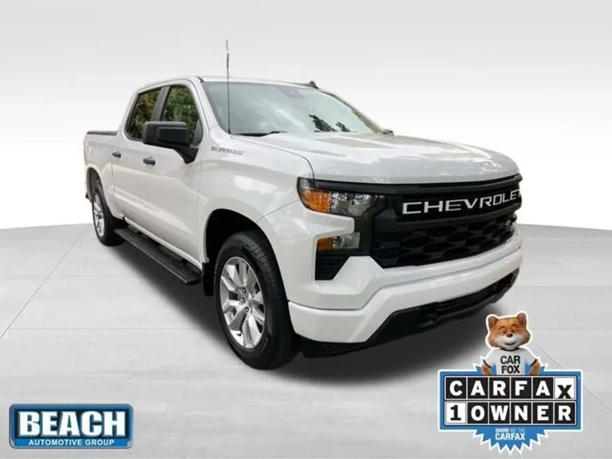 2022 Chevrolet Silverado 1500 Custom photo 1