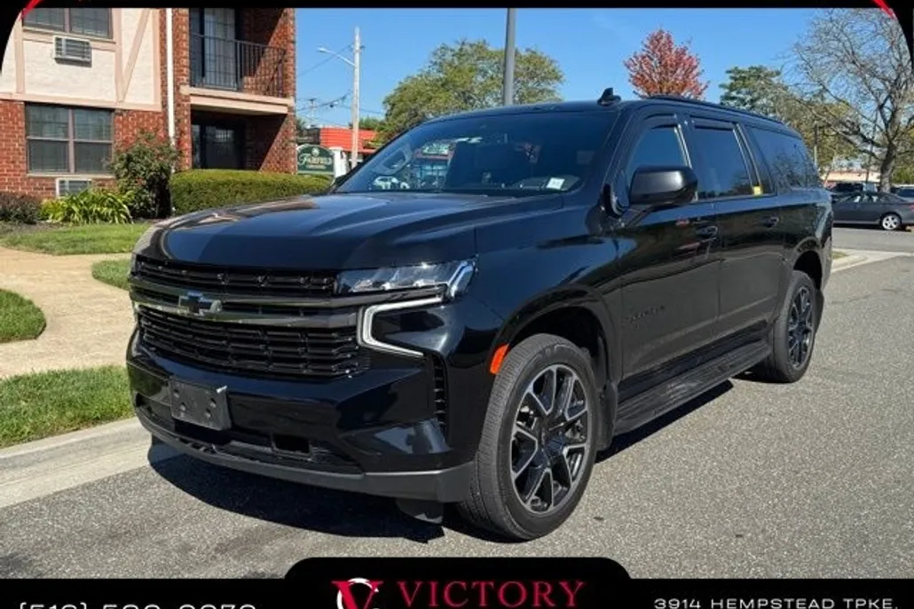 2021 Chevrolet Suburban RST photo 1