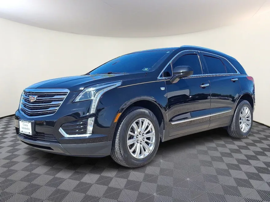 2017 Cadillac XT5 Base photo 1