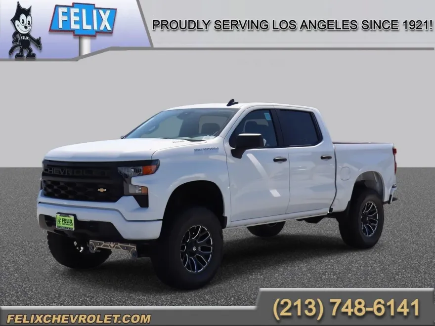 2025 Chevrolet Silverado 1500 Custom photo 1