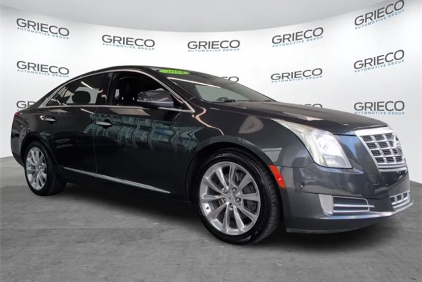 2014 Cadillac XTS Luxury photo 1