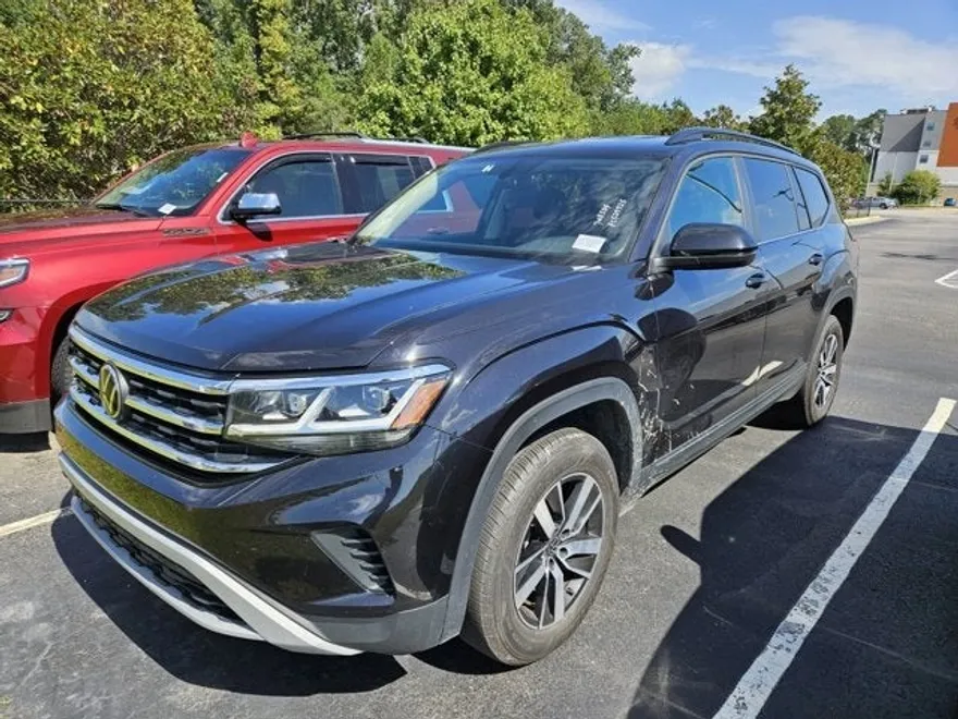 2023 Volkswagen Atlas SE photo 1