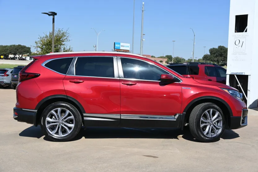 2022 Honda CR-V Hybrid Touring photo 1