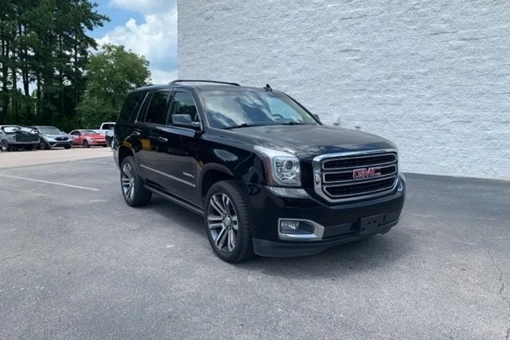 2017 Gmc Yukon Denali photo 1