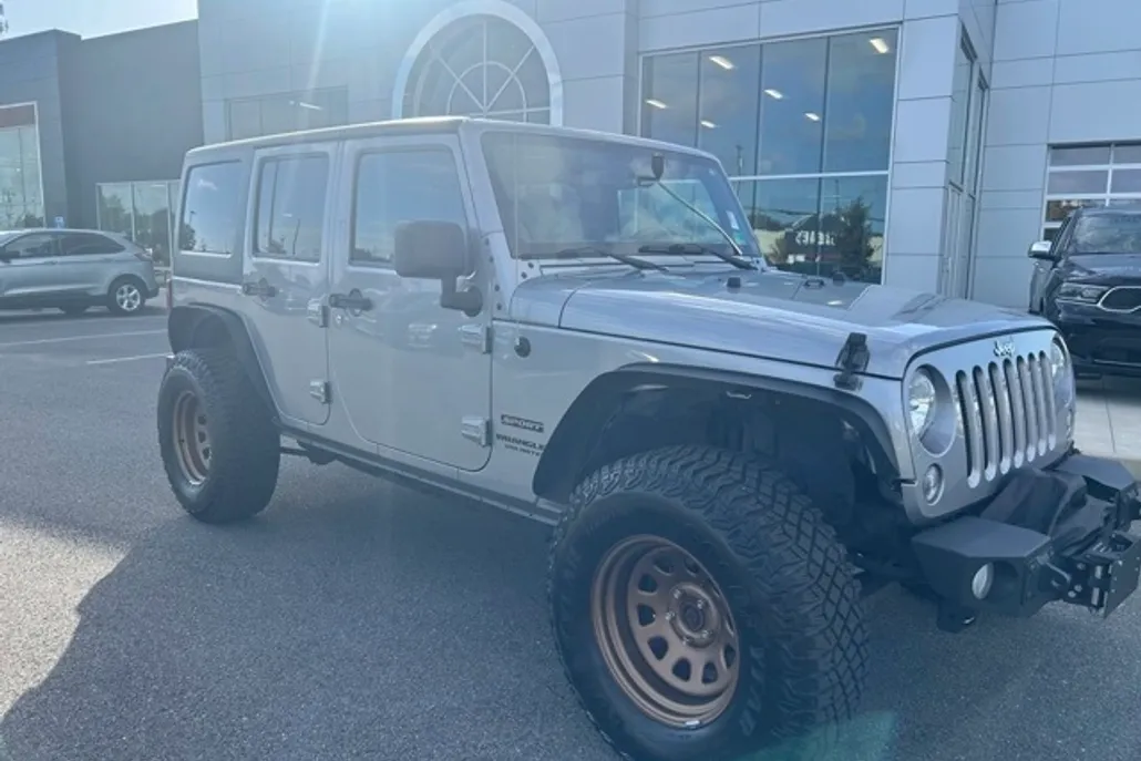 2016 Jeep Wrangler Unlimited Sport photo 1