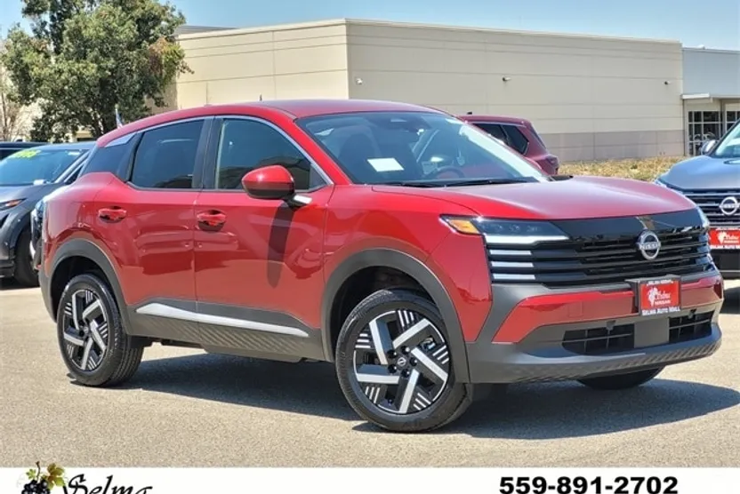 2025 Nissan Kicks SV photo 1