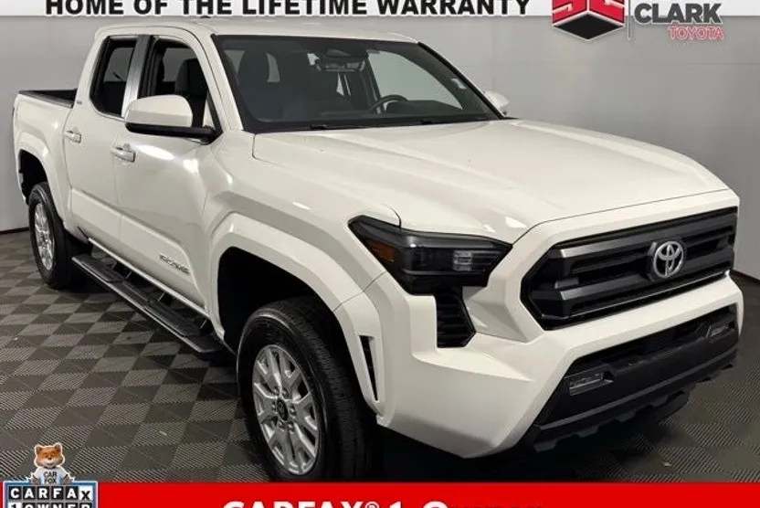 2024 Toyota Tacoma SR5 Double Cab photo 1