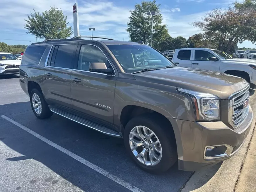 2015 Gmc Yukon XL SLT 1500 photo 1