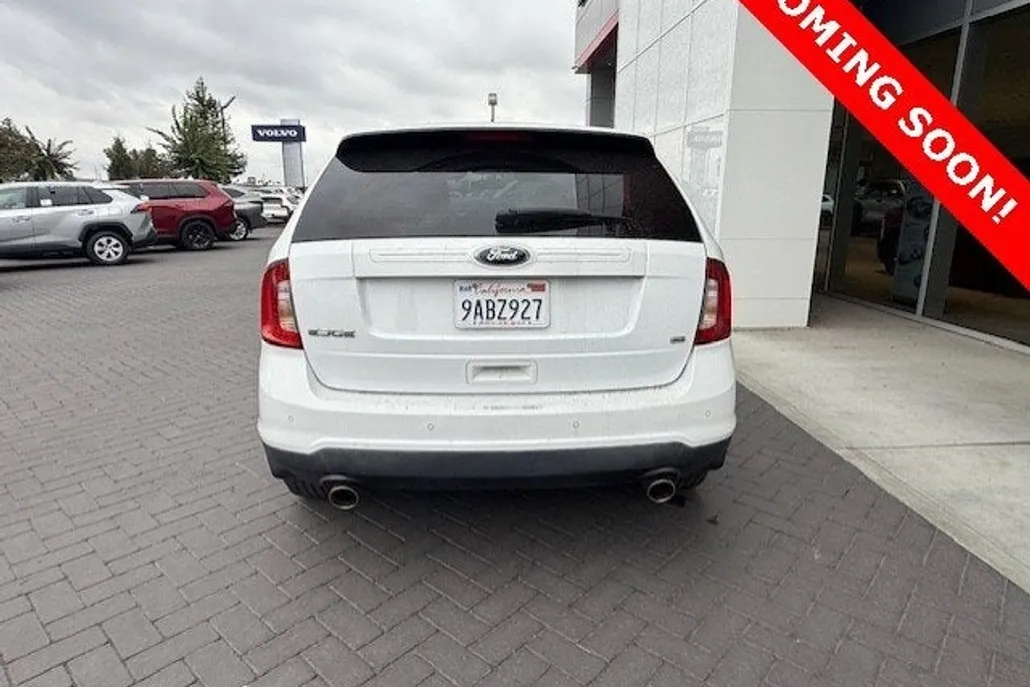 2014 Ford Edge SE photo 1