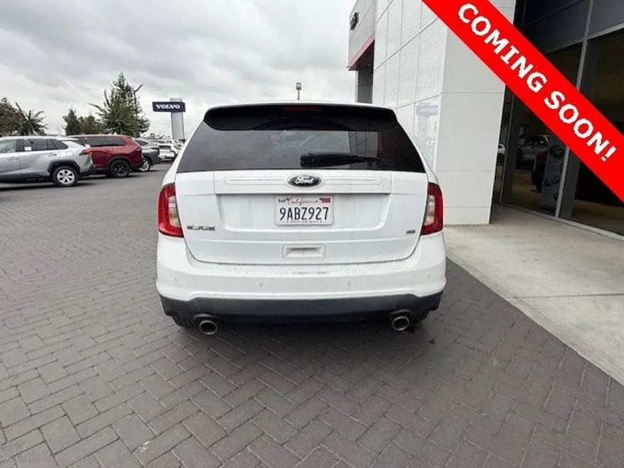 2014 Ford Edge SE photo 1