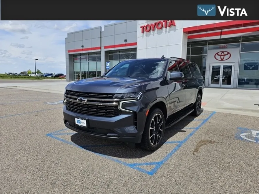 2022 Chevrolet Suburban RST photo 1
